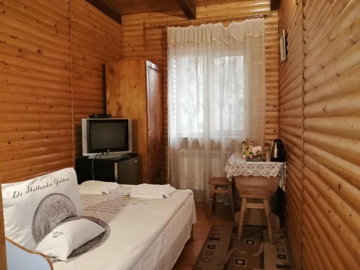 Садиба Каньйон Каменец-Подольский Экстерьер фото